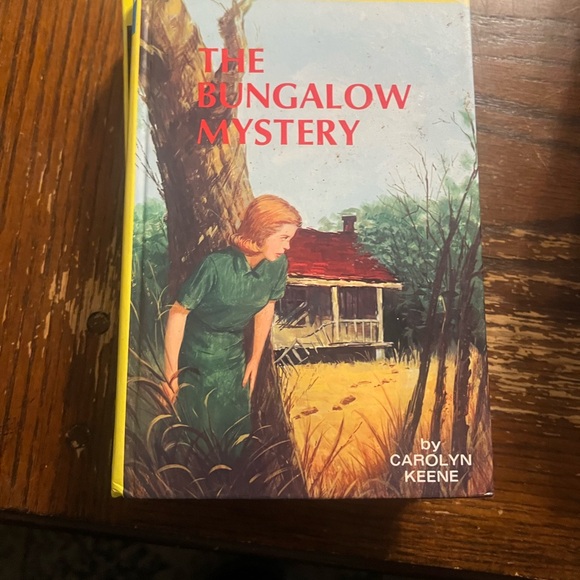 Nancy Drew Mystery Stories Set - Yellow and Blue Covers - Picture 2 of 4